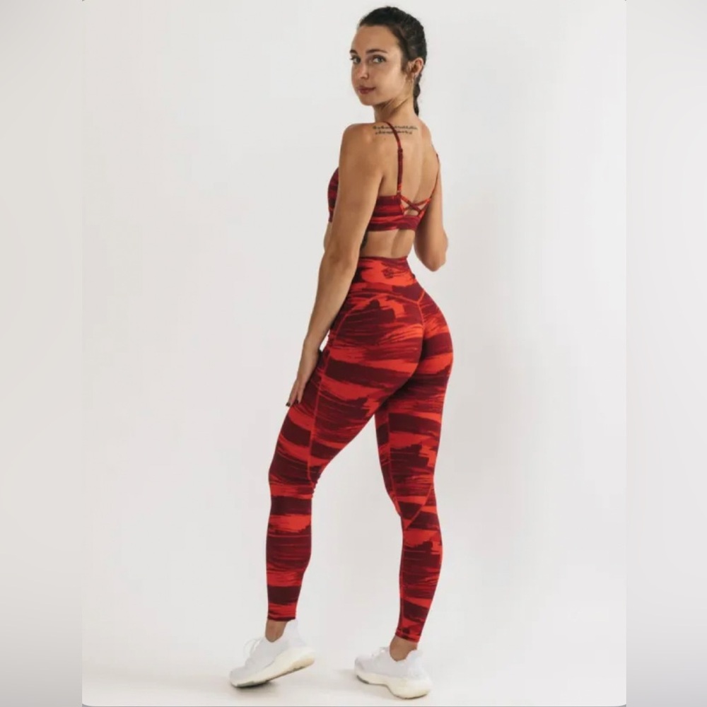 Alphalete Surface Power Leggings Infrared Canvas Camo Red